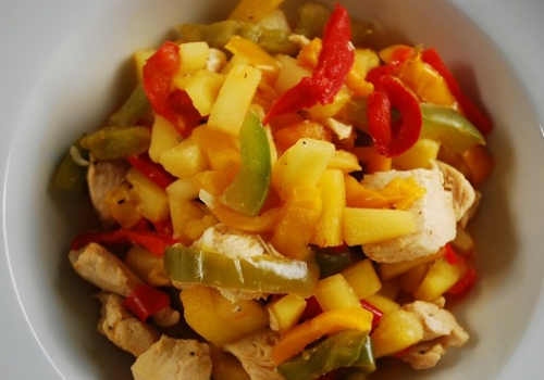 pineapple-chicken-stir-fry-with-bell-peppers
