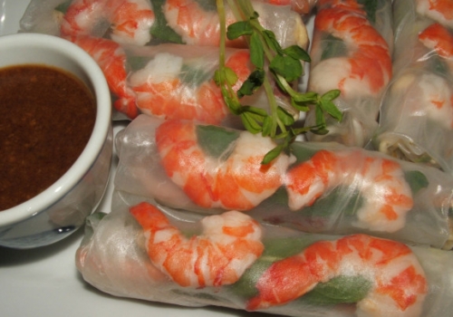 shrimp and chicken spring rolls