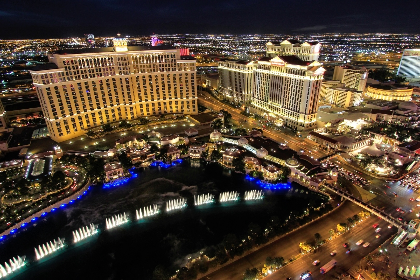 Fountain show at Bellagio hotel and casino at night, Las Vegas, Nevada, USA